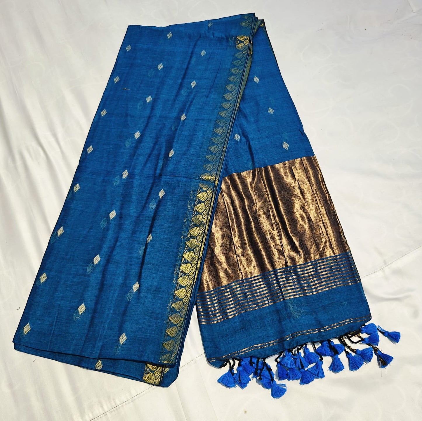 Cotton Silk Saree with Golden Zari Border & Butta Work