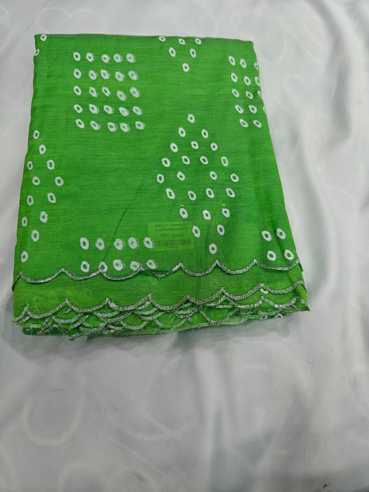 Bandhini Handloom Cut Work Saree with Scalloped Border