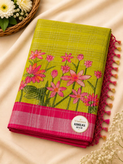 Bold Floral Embroidered Contrast Border Saree